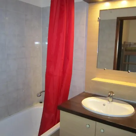 Equipe Avec Parking, Wifi, Animaux Admis A - Fr-1-512-49 Brides-les-Bains